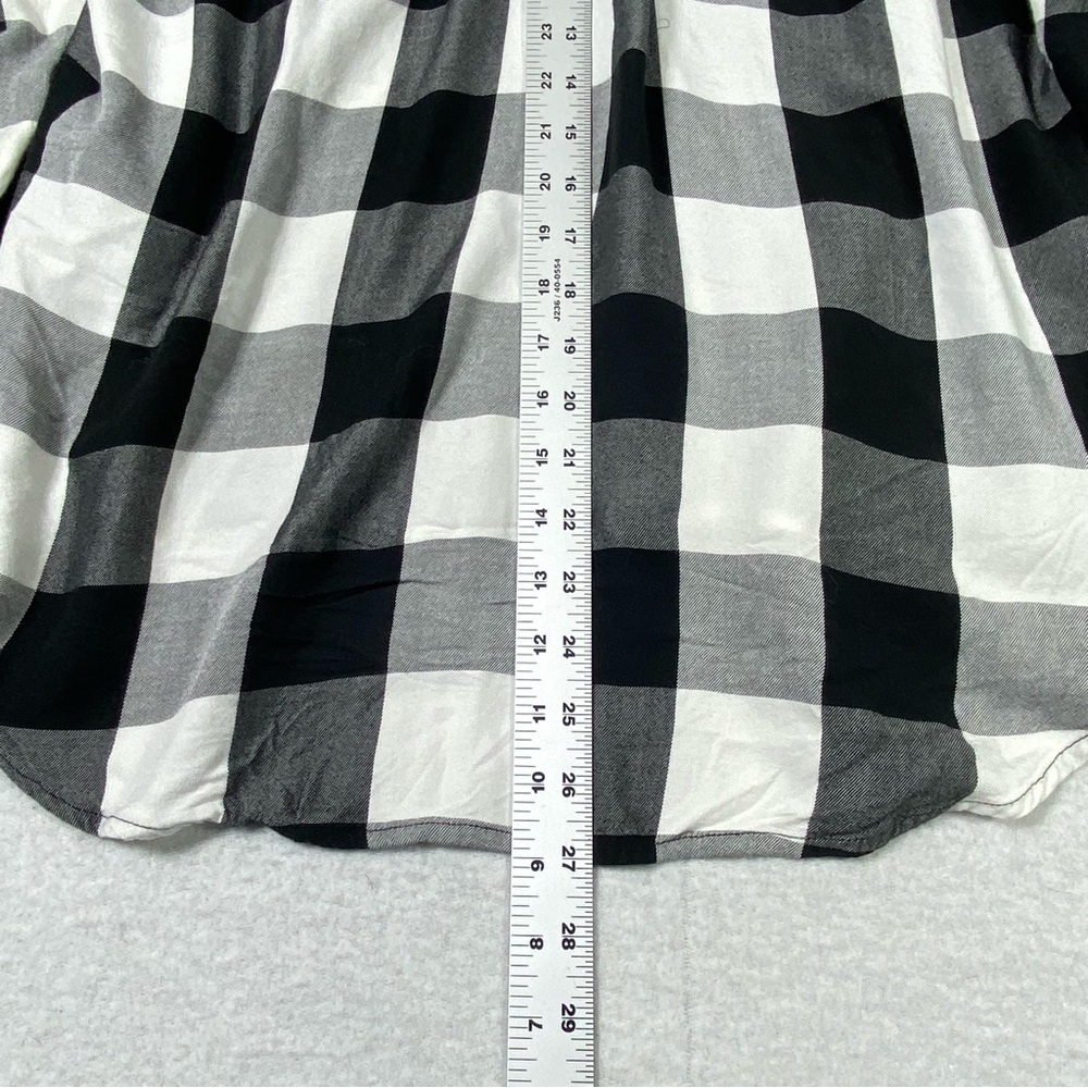 Levis Boyfriend Flannel Shirt Women's L Black White Plaid Button Up Casual Top - Picture 15 of 16